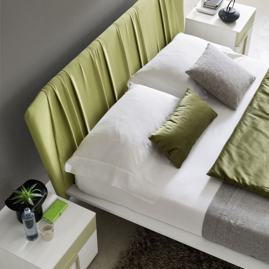 Skadi upholstered Orme