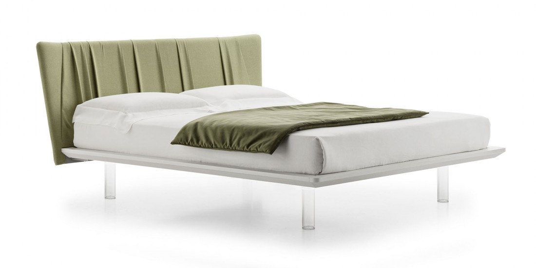 Skadi upholstered Orme